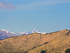 panorama dalla cima del Monte Preaola - dietro il Monte Colmenacco si vede il Sasso Manduino, montagna che domina il Pian di Spagna