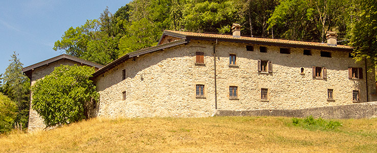 l'edificio di Prim'Alpe l'edificio di Prim'Alpe